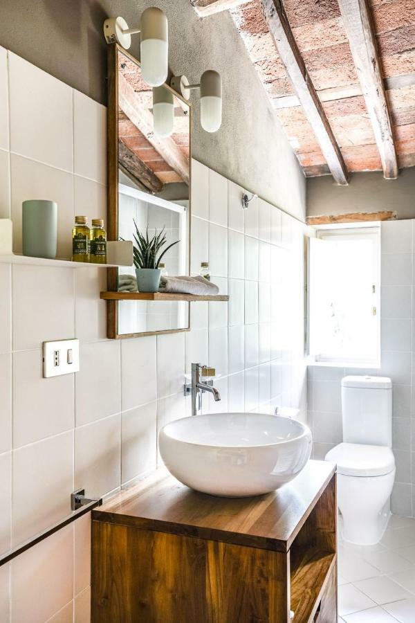 Ampio Appartamento Completamente Rinnovato Con Vista E Piscina Lucca Dış mekan fotoğraf