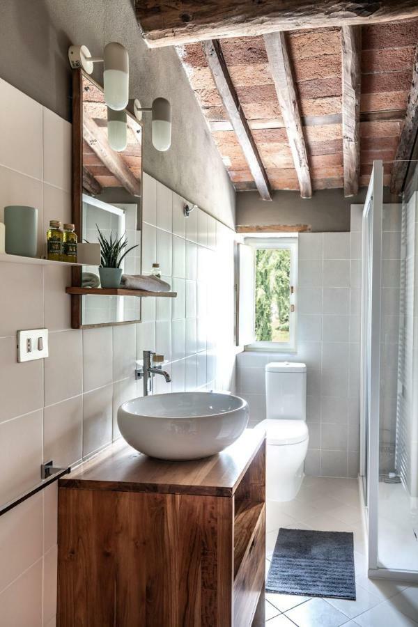 Ampio Appartamento Completamente Rinnovato Con Vista E Piscina Lucca Dış mekan fotoğraf